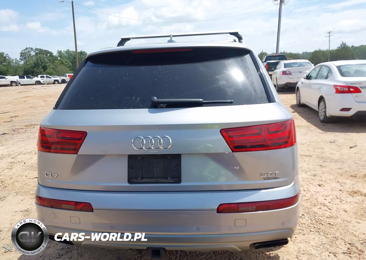 2018 Audi Q7 3.0T Premium VIN:WA1LAAF78JD013135 - 16