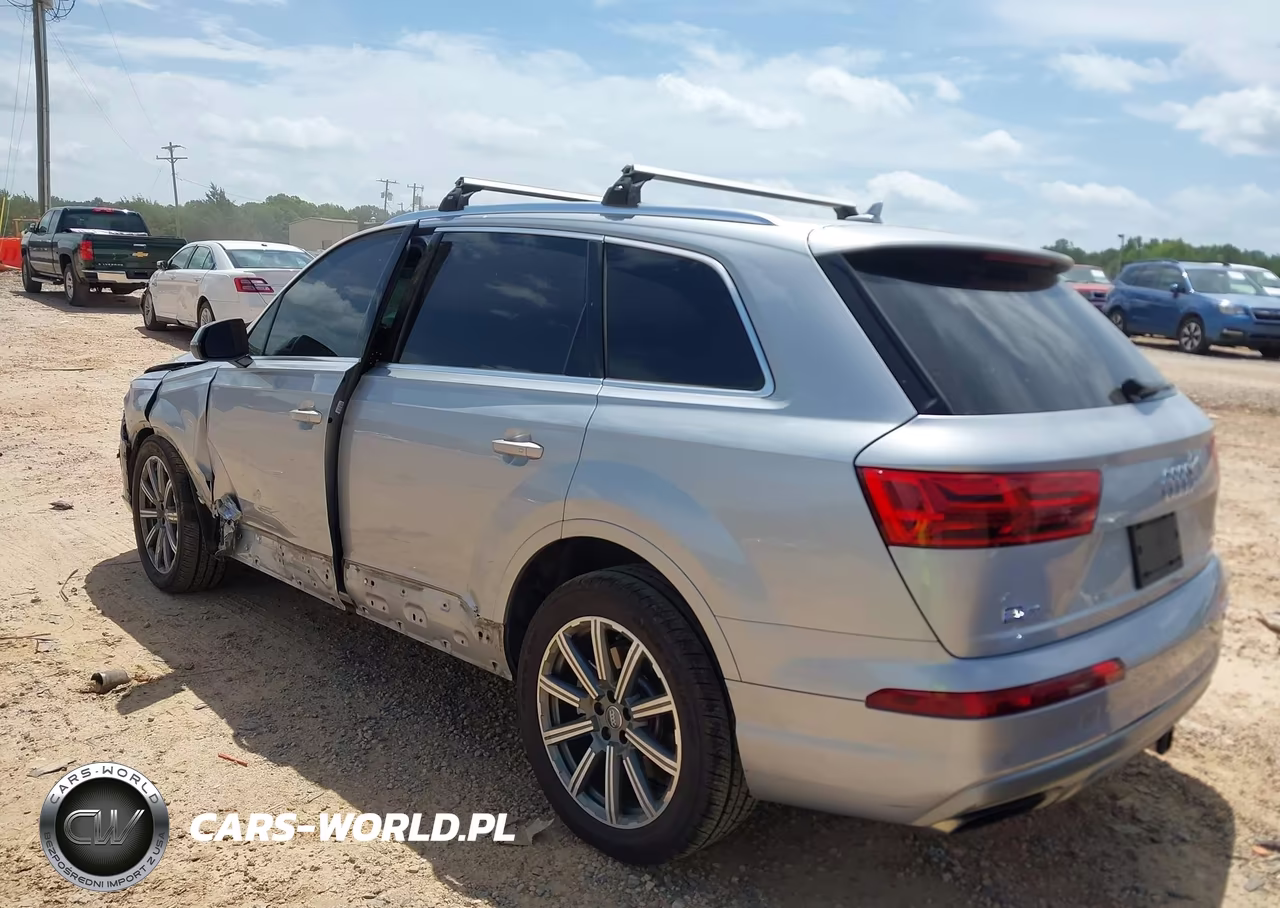 2018 Audi Q7 3.0T Premium VIN:WA1LAAF78JD013135 - 3