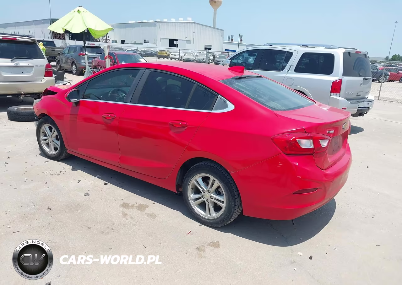2018 Chevrolet Cruze Lt Auto VIN:1G1BE5SM4J7243707 - 3