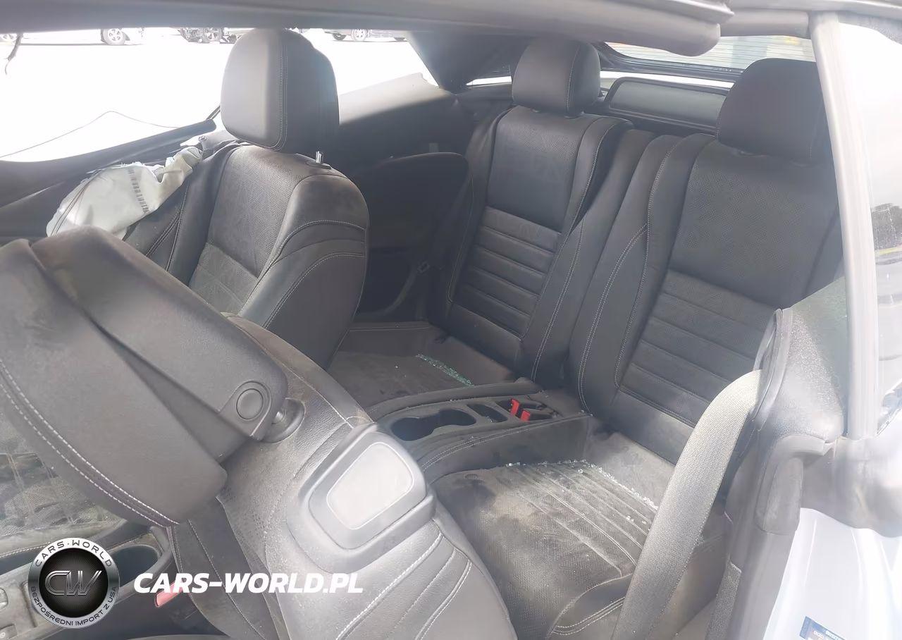 2016 Buick Cascada Premium VIN:W04WT3N5XGG038001 - 8