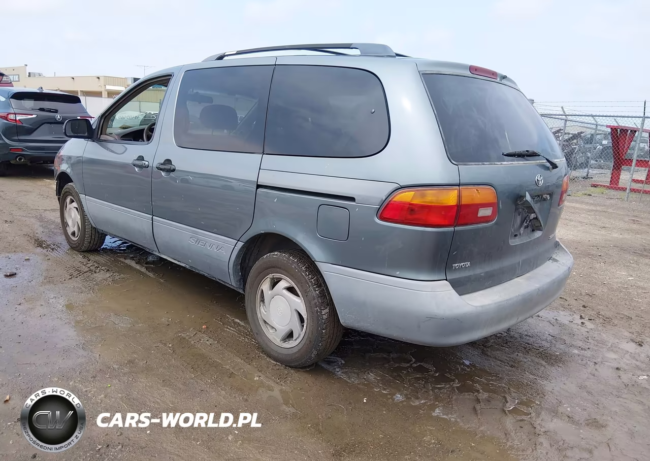 1998 Toyota Sienna Le VIN:4T3ZF13C6WU085822 - 3