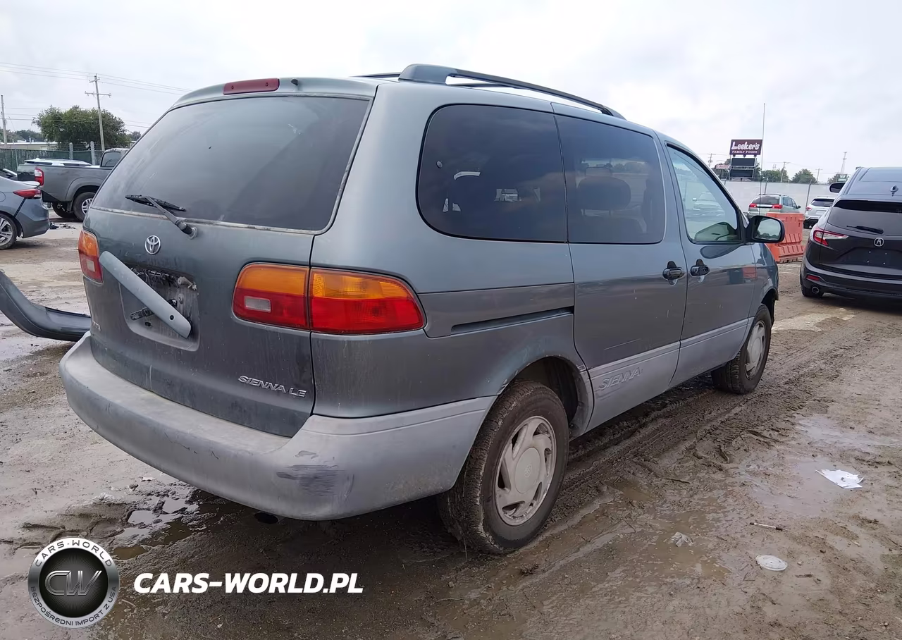 1998 Toyota Sienna Le VIN:4T3ZF13C6WU085822 - 4