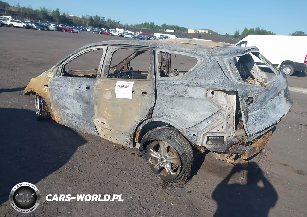 FORD ESCAPE SE VIN:1FMCU9GX4DUC58492 - 3