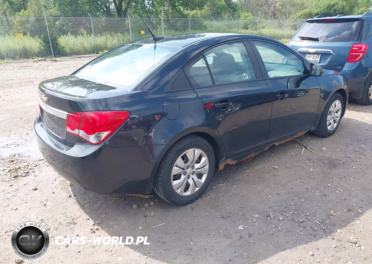 2014 Chevrolet Cruze Ls Auto VIN:1G1PA5SH9E7244314 - 4