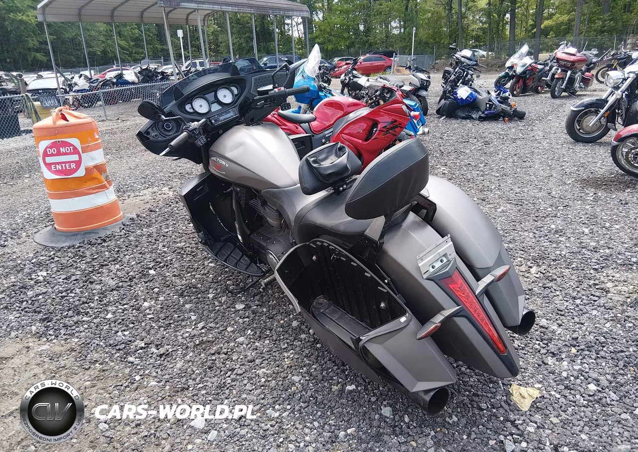 2016 Victory Motorcycles Cross Country VIN:5VPDB36N7G3055510 - 3