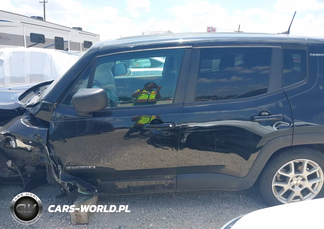 2023 Jeep Renegade Latitude 4X4 VIN:ZACNJDB19PPP16249 - 15