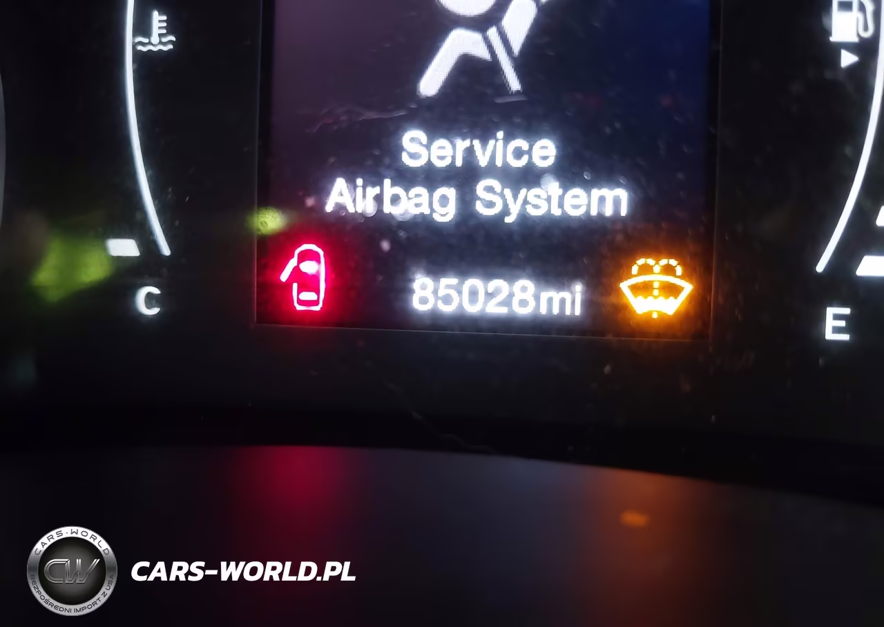 2023 Jeep Renegade Latitude 4X4 VIN:ZACNJDB19PPP16249 - 16