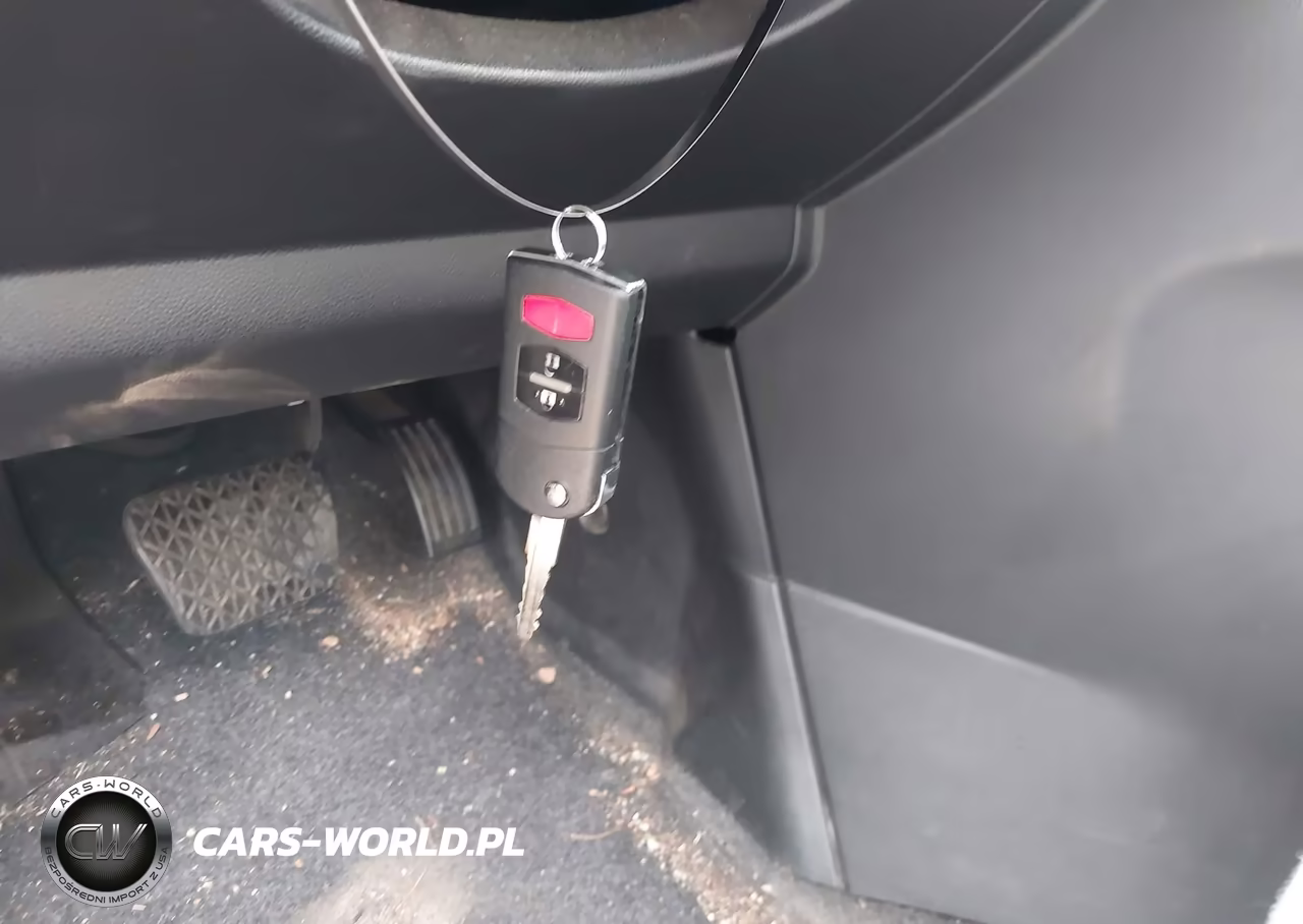 2015 Mazda Mazda5 Sport VIN:JM1CW2BL2F0187099 - 11