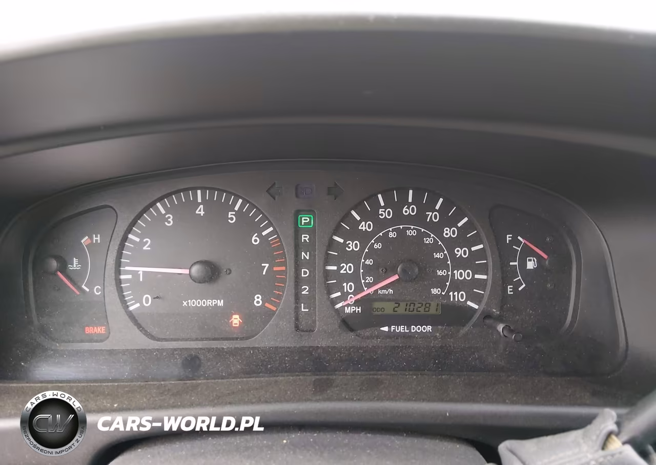 2000 Toyota Sienna Le VIN:4T3ZF13C9YU177560 - 7