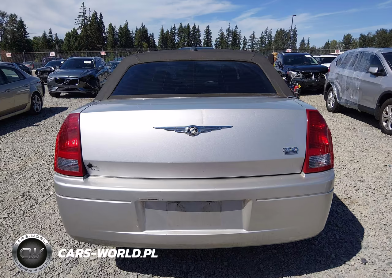 2005 Chrysler 300 Touring VIN:2C3AA53G35H595246 - 16