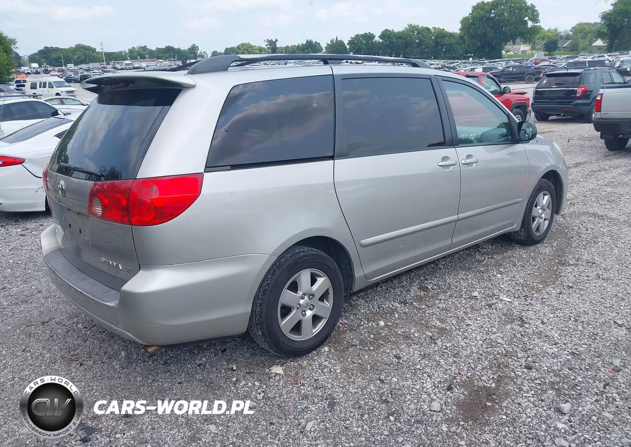 2008 Toyota Sienna Le VIN:5TDZK23C18S170878 - 4