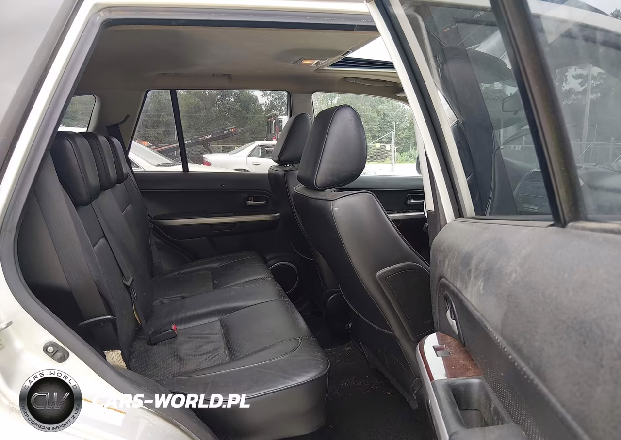2007 Suzuki Grand Vitara Luxury VIN:JS3TE947774202252 - 8