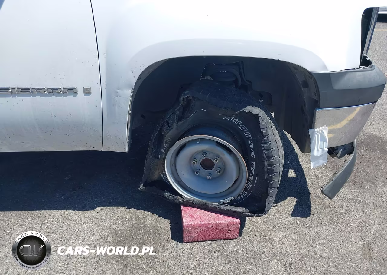 2007 GMC Sierra 1500 Work Truck VIN:1GTEC19C37Z512907 - 6