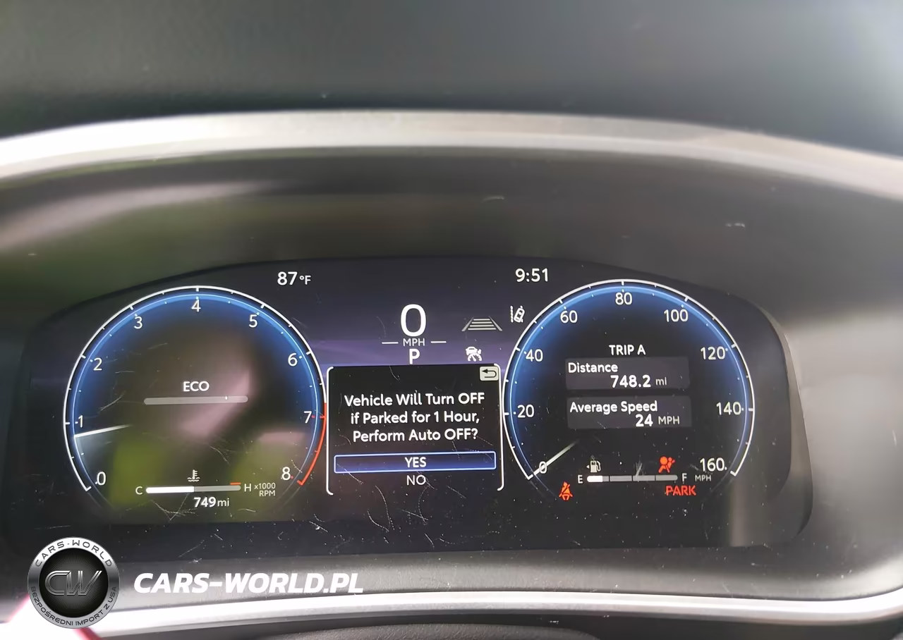 2026 Toyota Corolla Cross Xle VIN:7MUDAAAG7TV210702 - 7