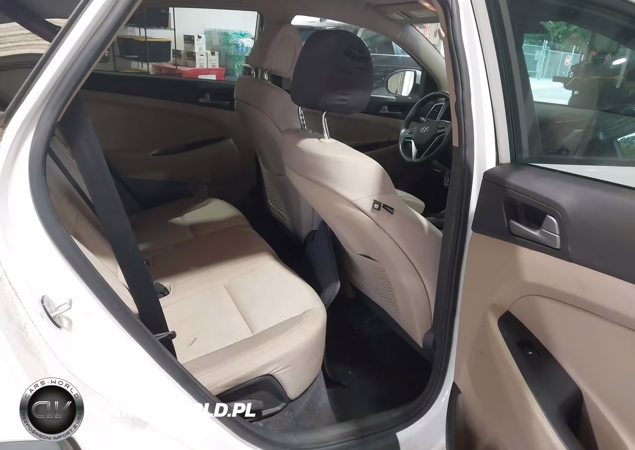 2016 Hyundai Tucson Sport VIN:KM8J33A25GU079161 - 8