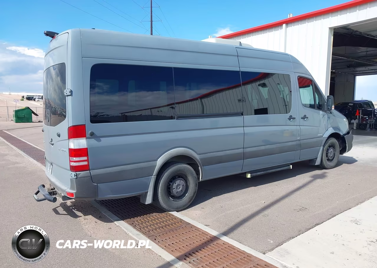 2015 Mercedes-Benz Sprinter 2500 High Roof VIN:WDZPE8DC0FP155943 - 4