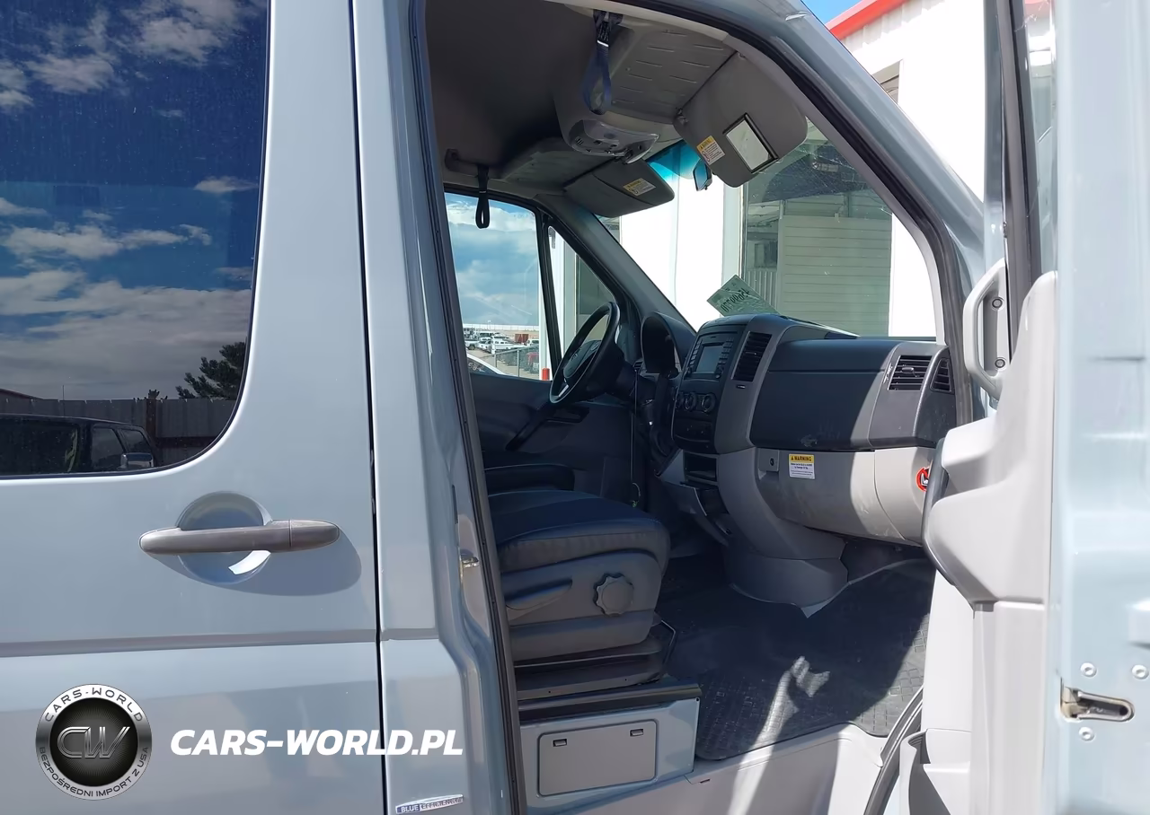 2015 Mercedes-Benz Sprinter 2500 High Roof VIN:WDZPE8DC0FP155943 - 5
