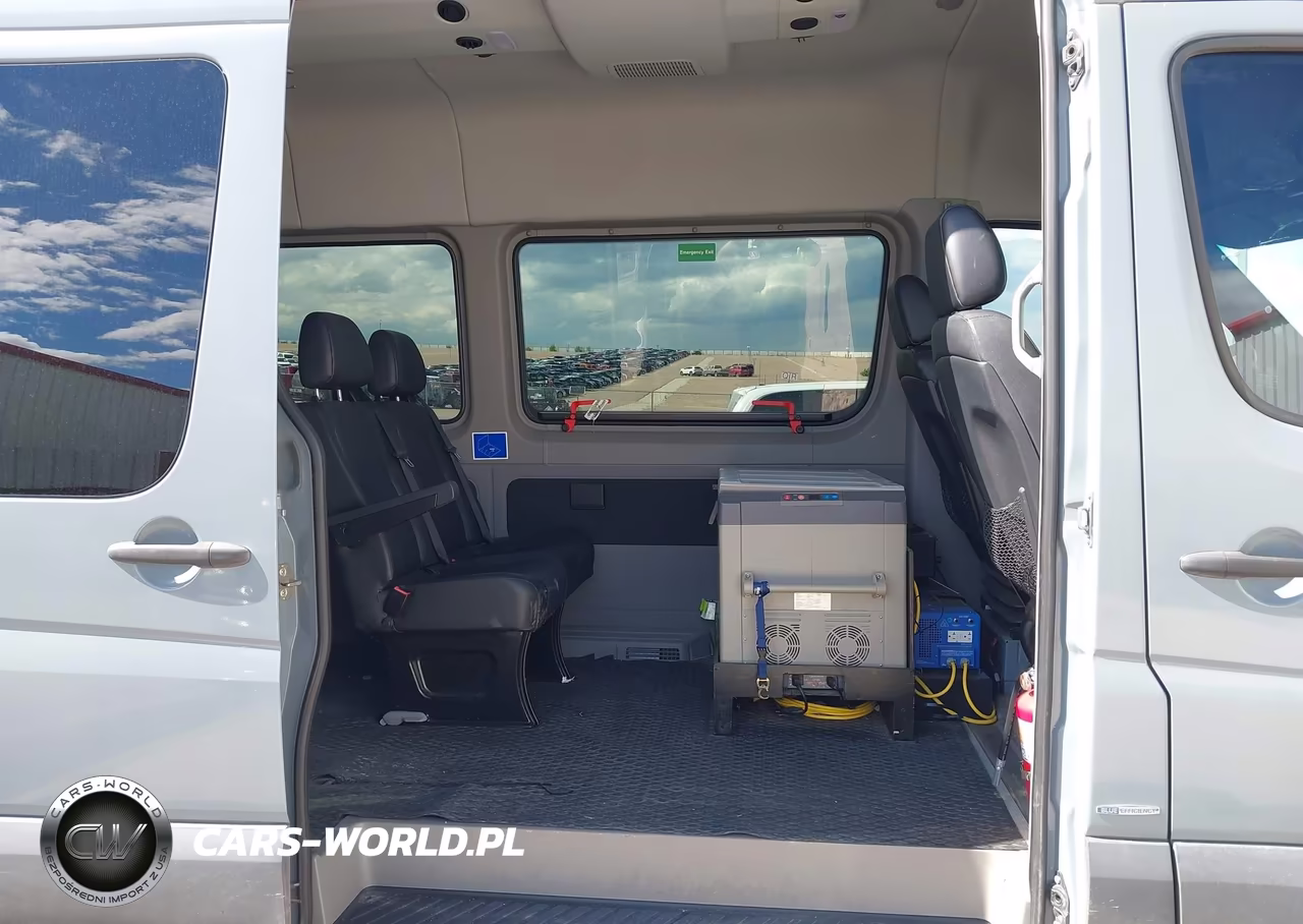 2015 Mercedes-Benz Sprinter 2500 High Roof VIN:WDZPE8DC0FP155943 - 8