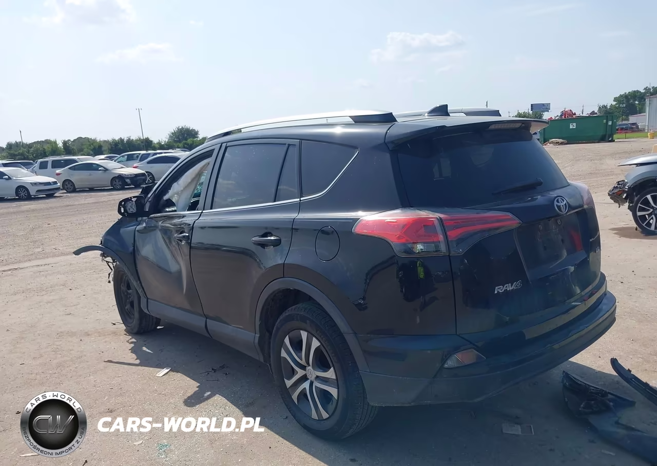 2018 Toyota Rav4 Le VIN:2T3ZFREV1JW473966 - 3