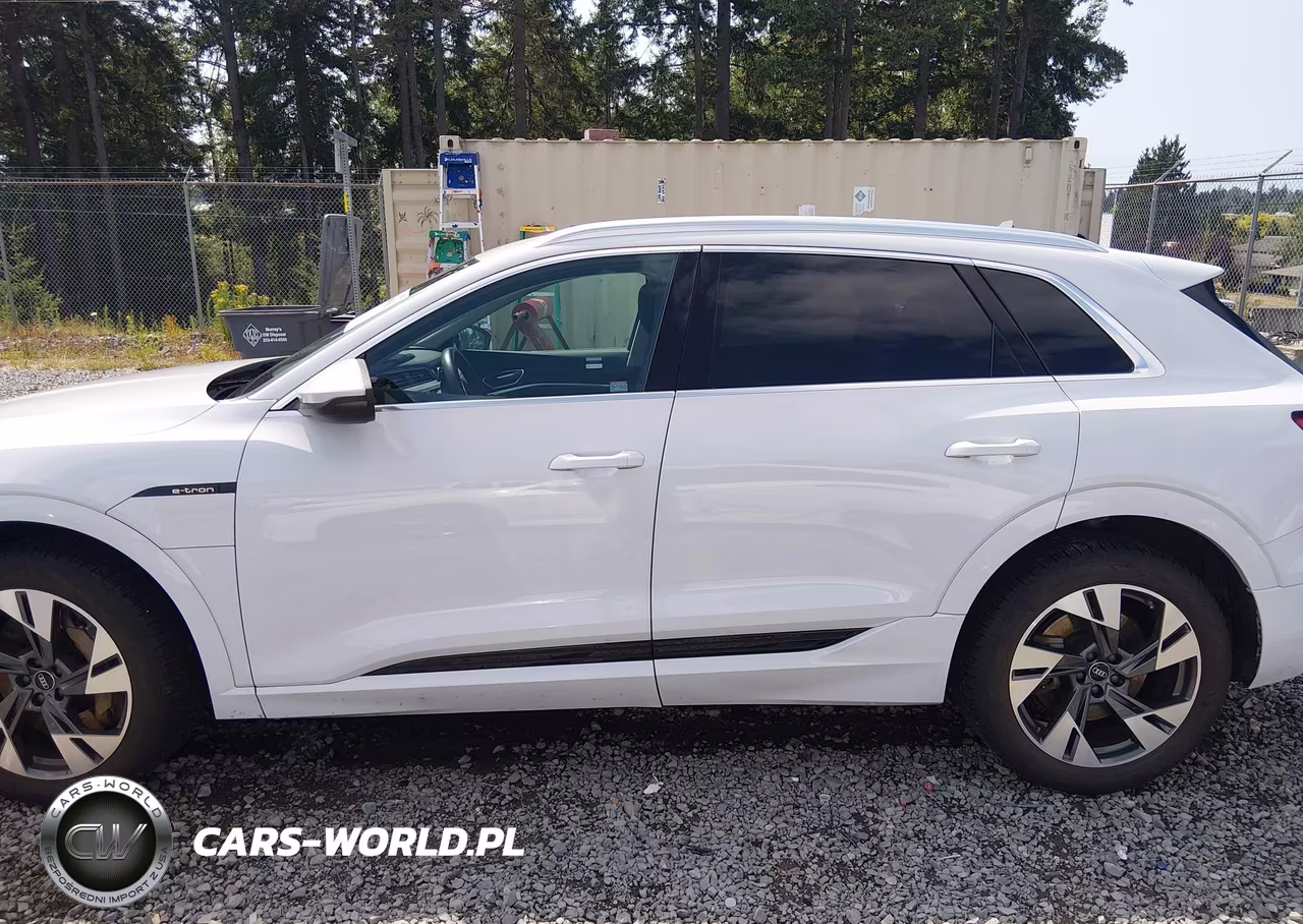 2023 Audi E-Tron Premium Quattro VIN:WA1AAAGE6PB002773 - 15