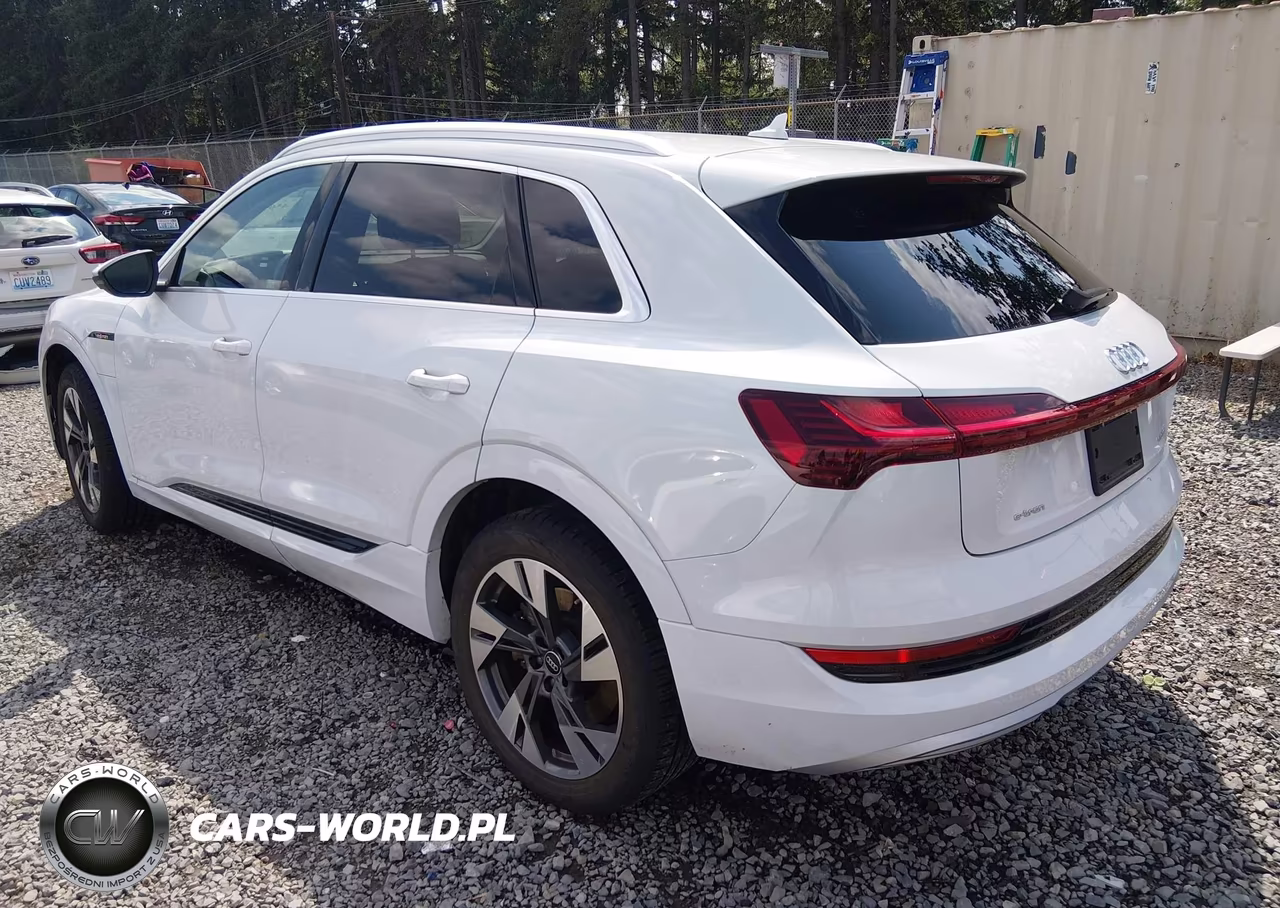 2023 Audi E-Tron Premium Quattro VIN:WA1AAAGE6PB002773 - 3