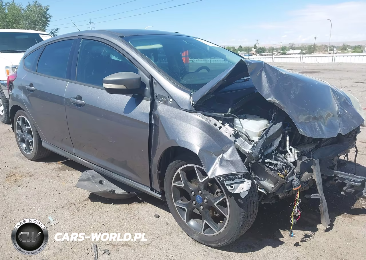2012 Ford Focus Se VIN:1FAHP3K22CL366615 - 1