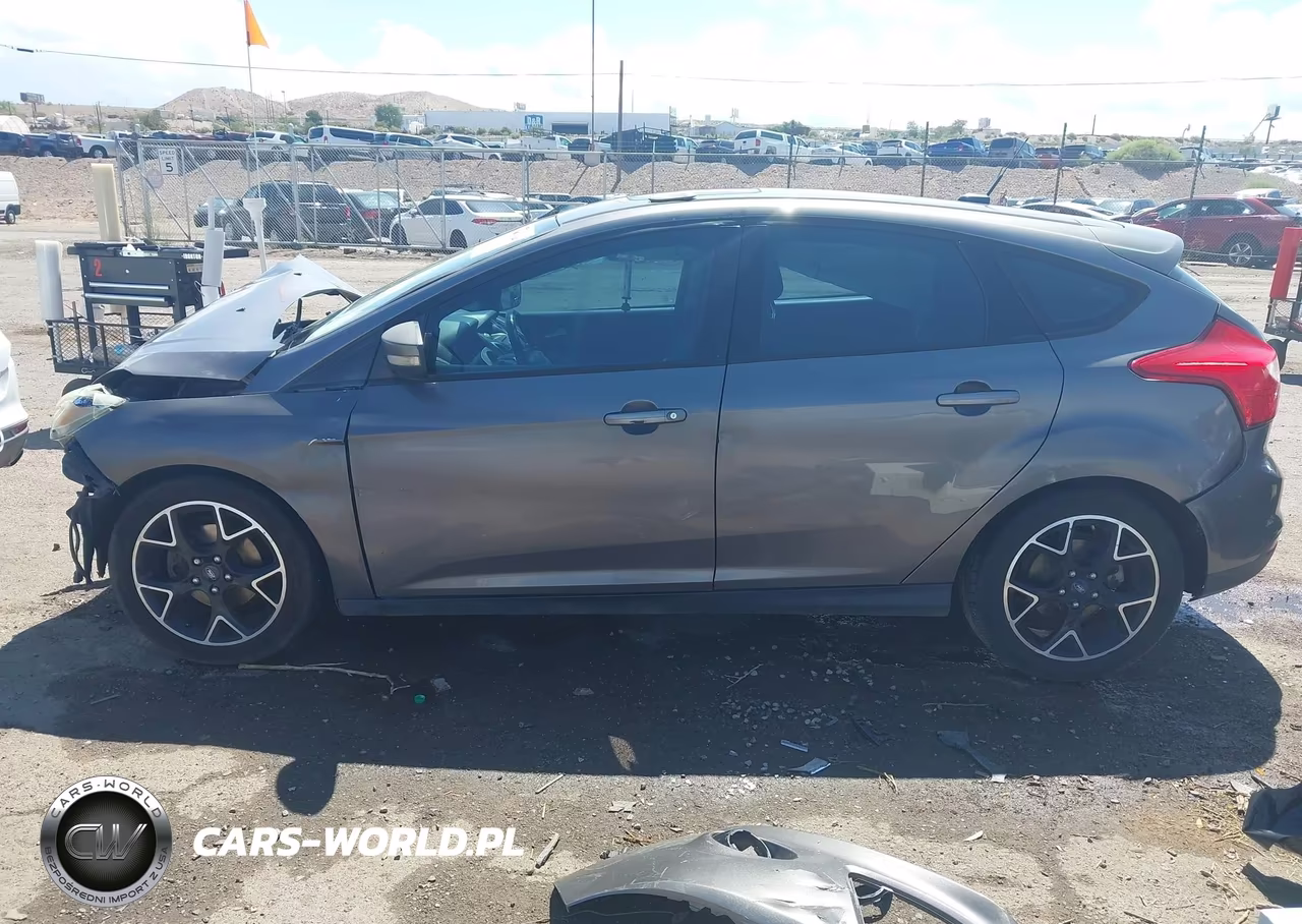 2012 Ford Focus Se VIN:1FAHP3K22CL366615 - 14