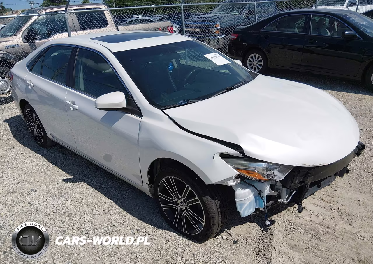 2016 Toyota Camry Se – zdjęcie 1 z 16