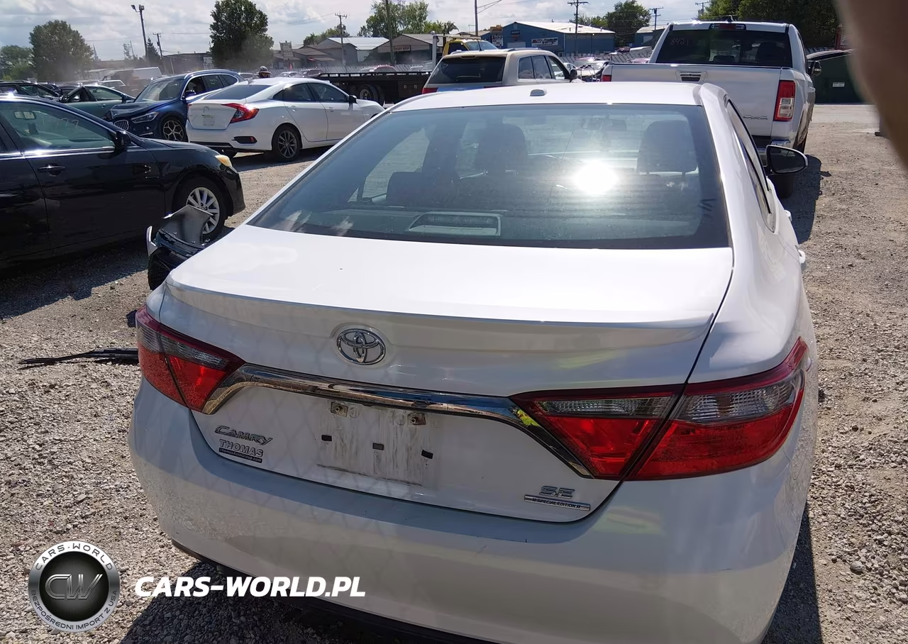 2016 Toyota Camry Se VIN:4T1BF1FK4GU146728 - 16