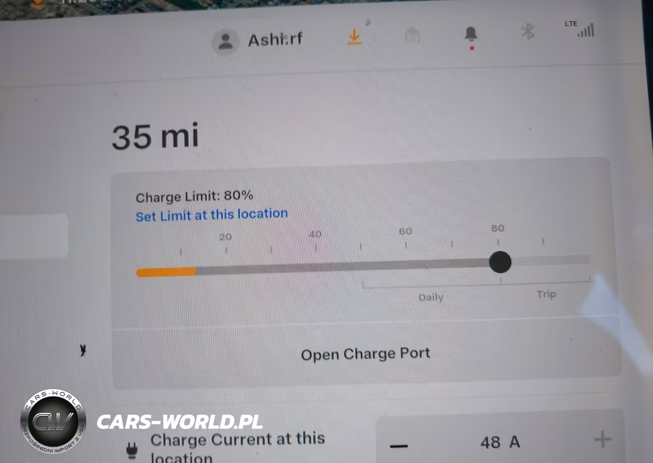 2018 Tesla Model 3 Long Range-Mid Range VIN:5YJ3E1EA7JF025700 - 17