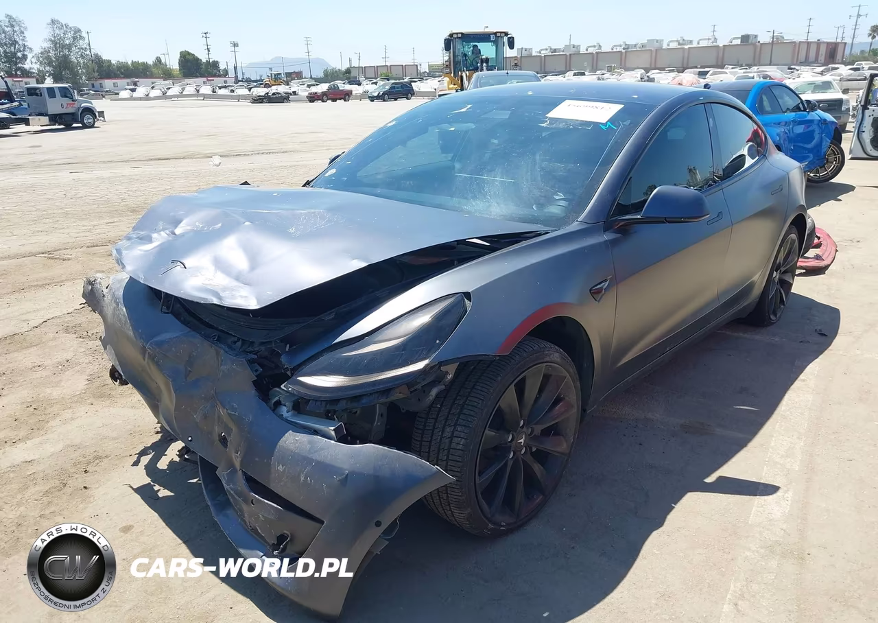 2018 Tesla Model 3 Long Range-Mid Range VIN:5YJ3E1EA7JF025700 - 2