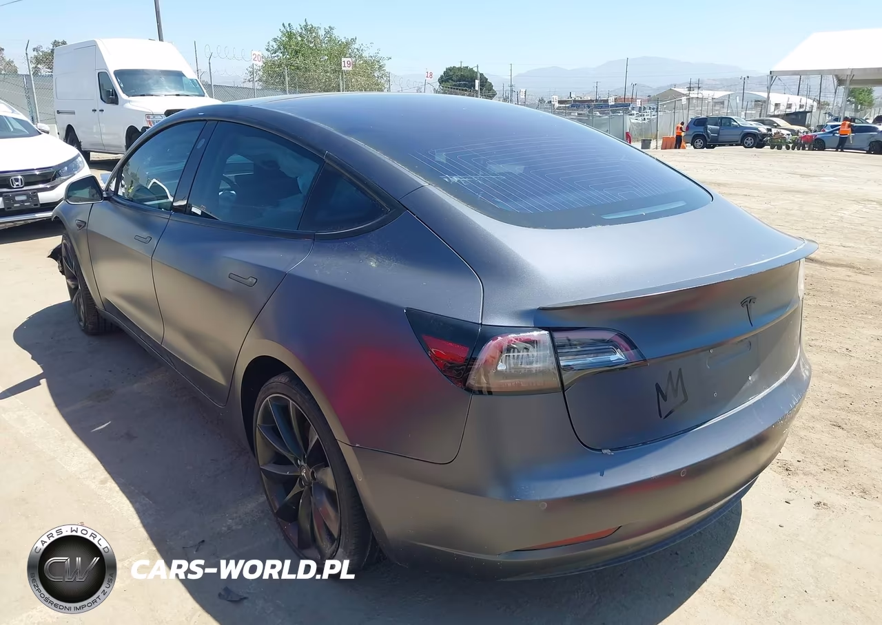 2018 Tesla Model 3 Long Range-Mid Range VIN:5YJ3E1EA7JF025700 - 3