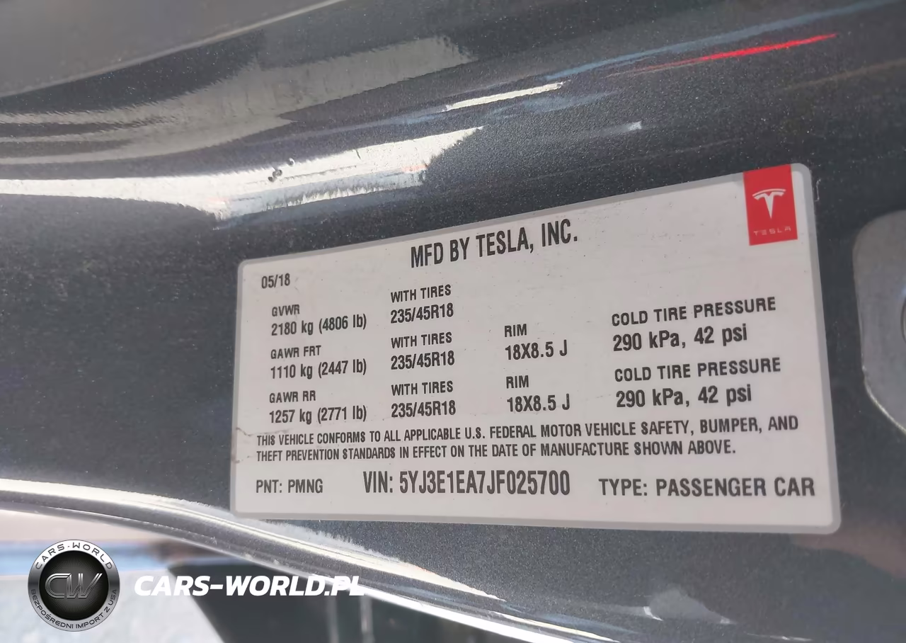 2018 Tesla Model 3 Long Range-Mid Range VIN:5YJ3E1EA7JF025700 - 9