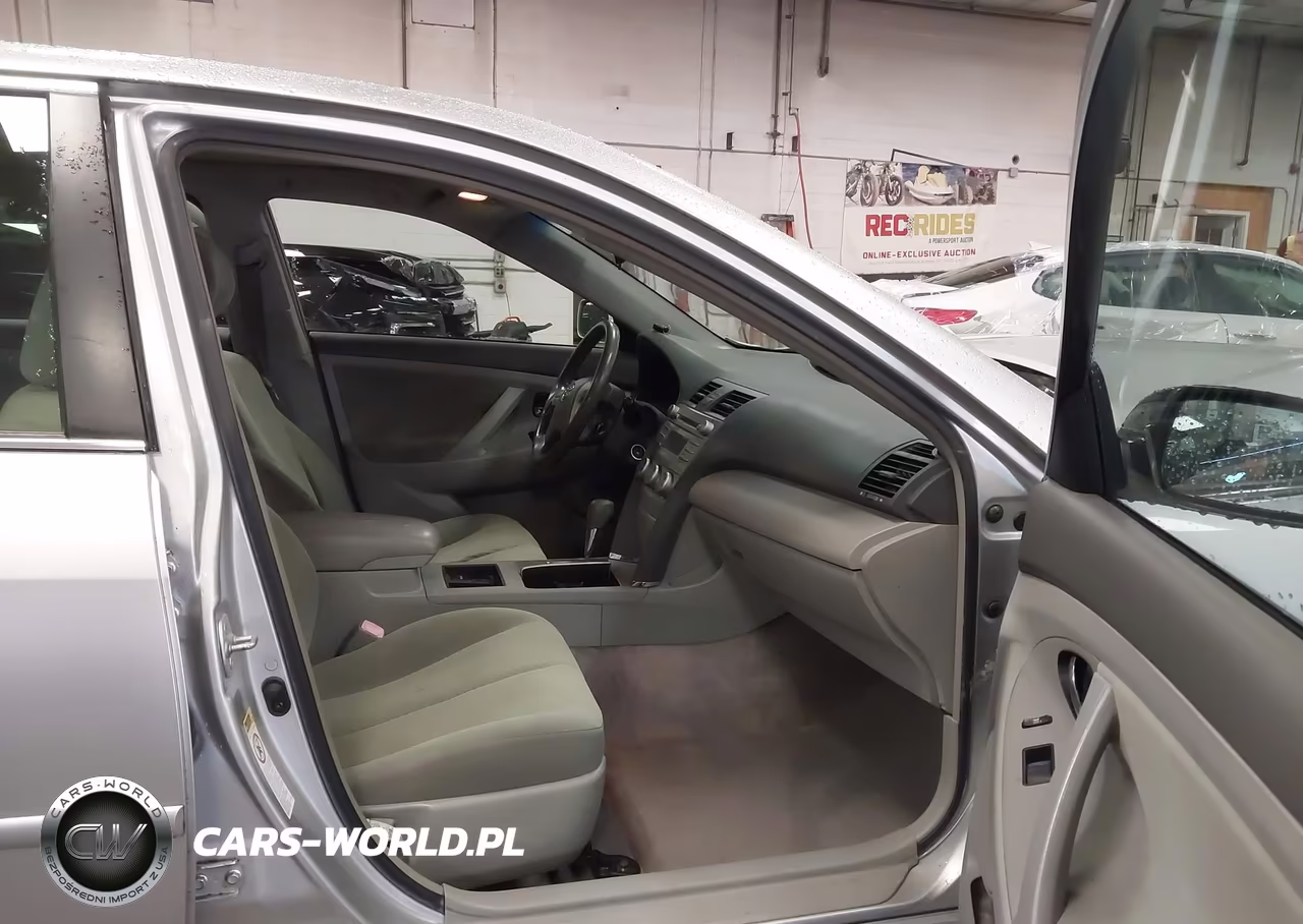 2007 Toyota Camry Le VIN:JTNBE46KX73030329 - 5
