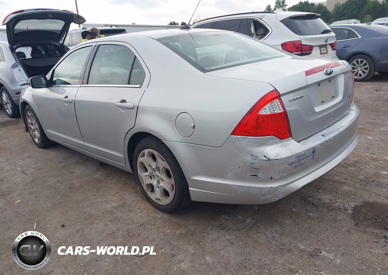 2010 Ford Fusion Se VIN:3FAHP0HA4AR287992 - 3