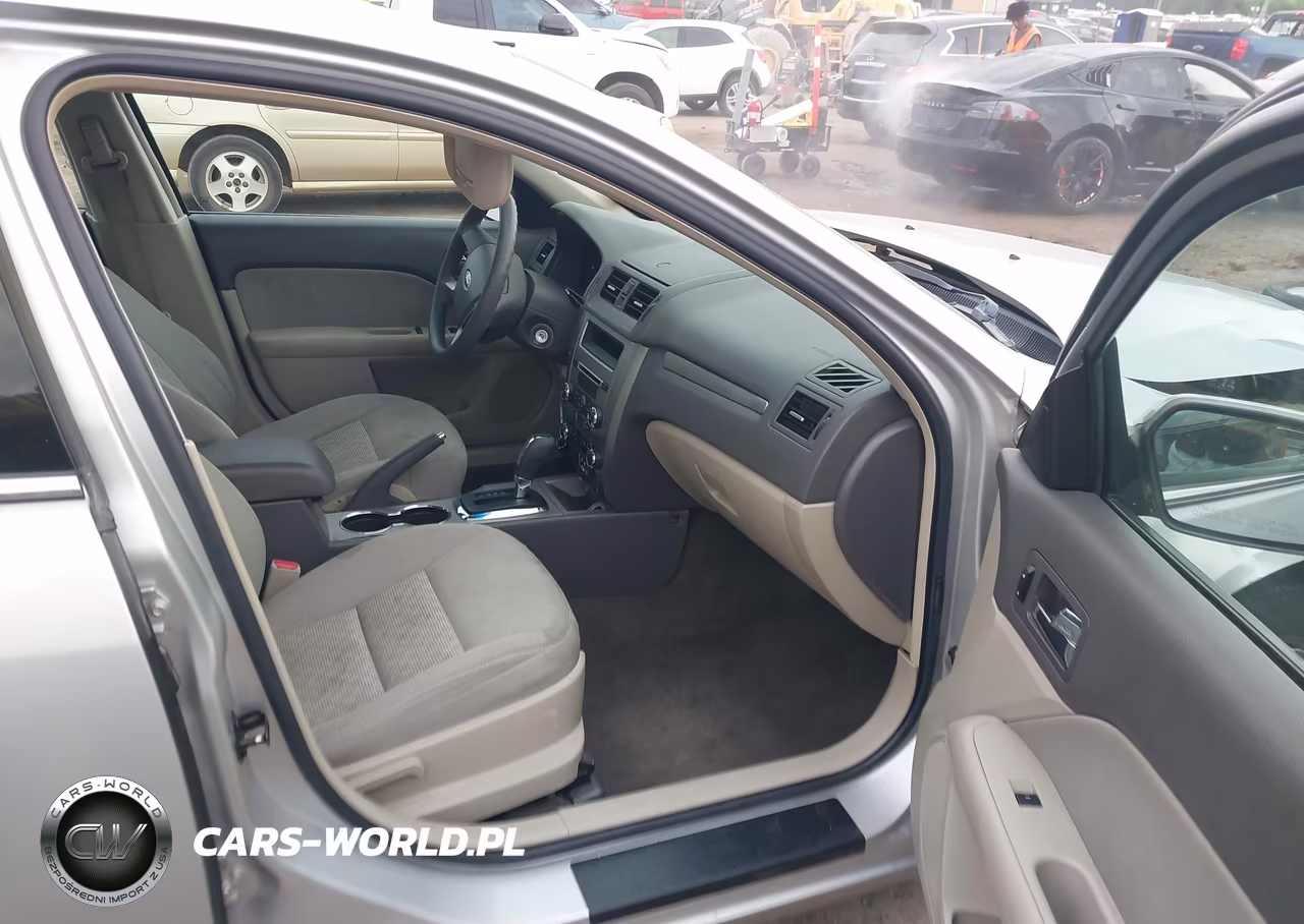 2010 Ford Fusion Se VIN:3FAHP0HA4AR287992 - 5