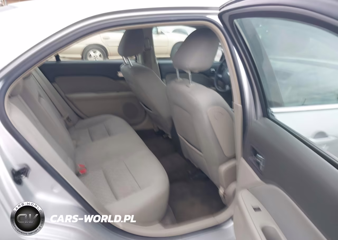 2010 Ford Fusion Se VIN:3FAHP0HA4AR287992 - 8