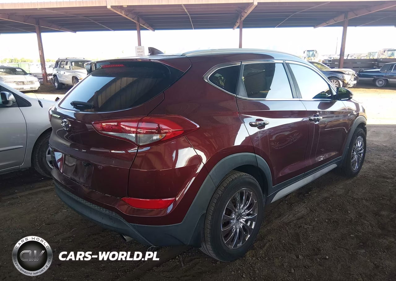 2017 Hyundai Tucson Se Plus VIN:KM8J33A47HU526091 - 4