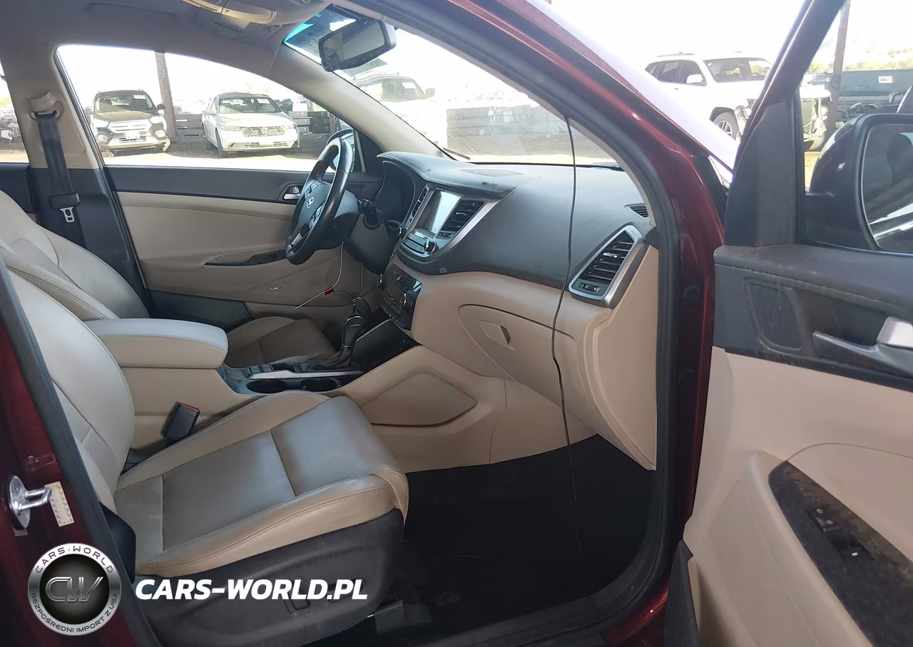 2017 Hyundai Tucson Se Plus VIN:KM8J33A47HU526091 - 5