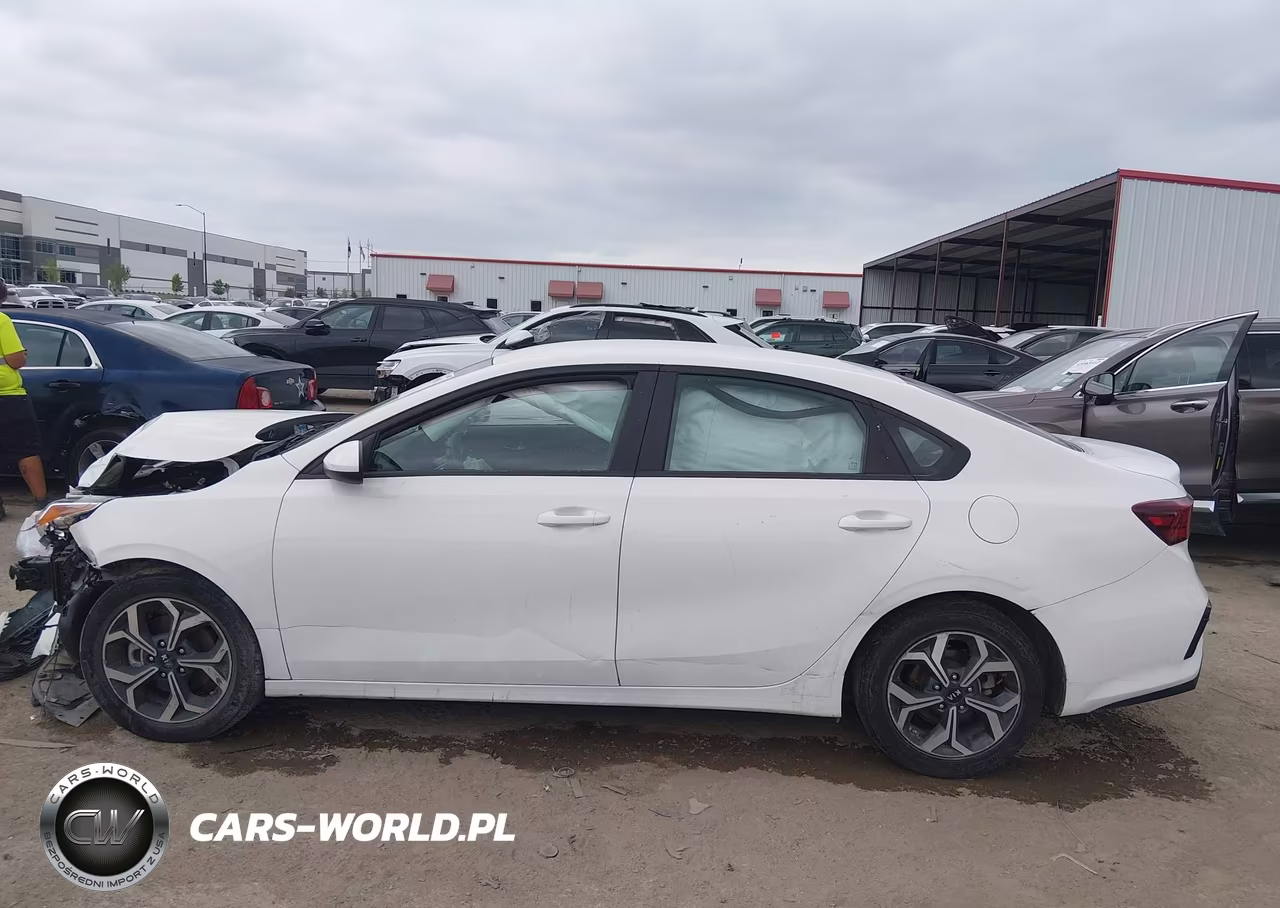 2021 Kia Forte Lxs VIN:3KPF24AD5ME283523 - 13