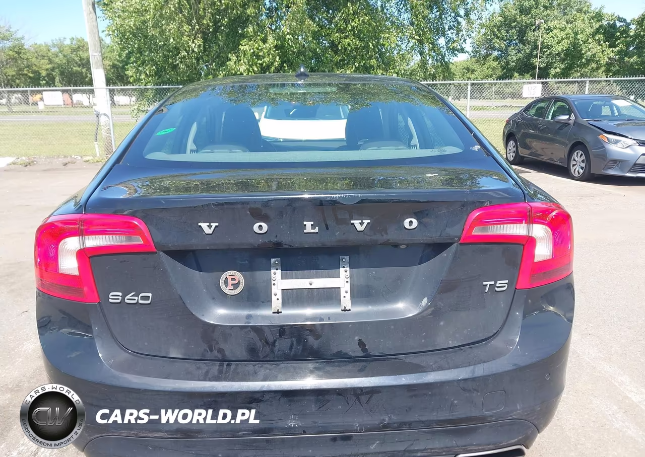 2015 Volvo S60 T5 Premier VIN:YV126MFK8F1336130 - 16