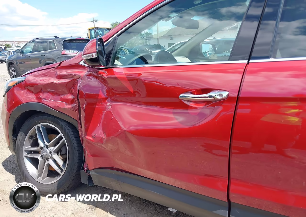 2018 Hyundai Santa Fe Se Ultimate VIN:KM8SRDHF1JU284291 - 18