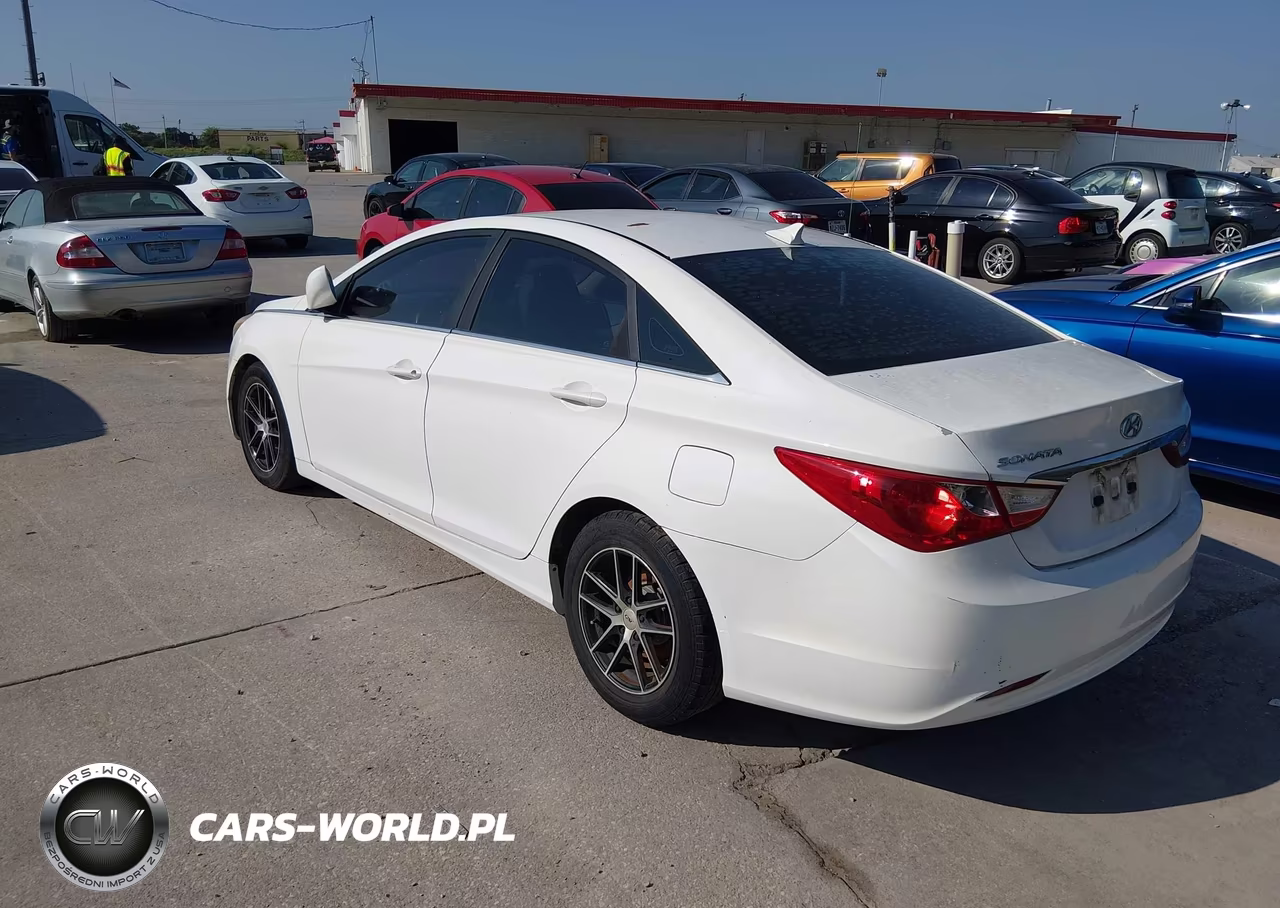 2011 Hyundai Sonata Gls VIN:5NPEB4ACXBH069199 - 3