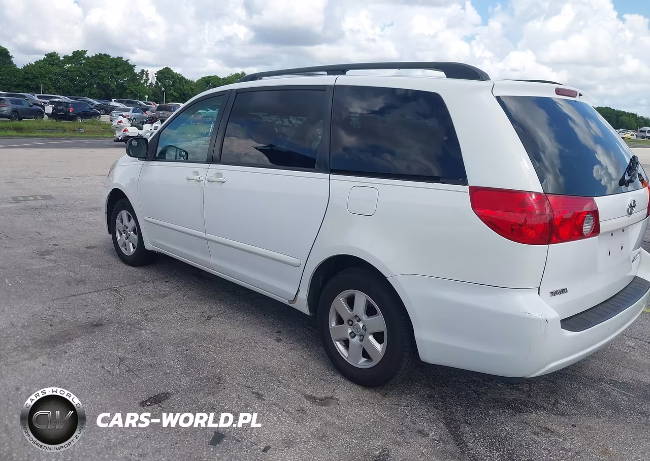 2006 Toyota Sienna Le VIN:5TDZA23C16S410463 - 3