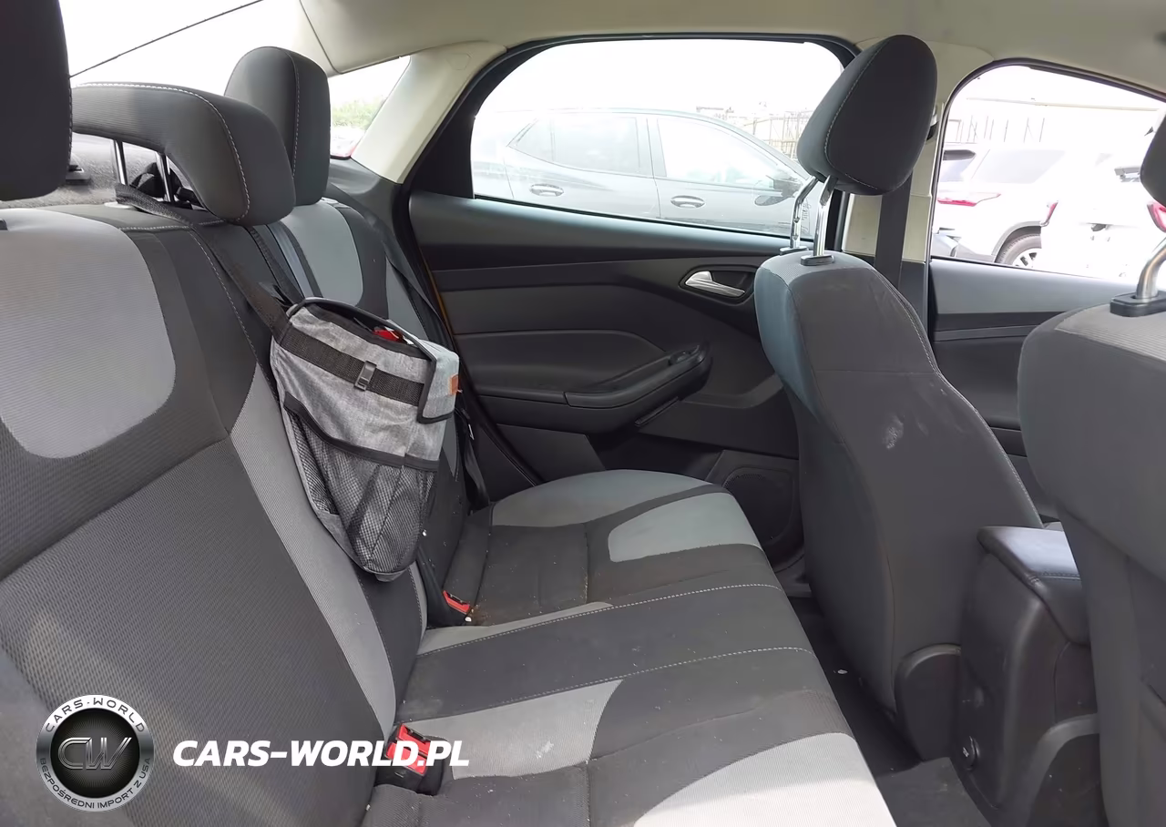 2012 Ford Focus Se VIN:1FAHP3F2XCL183232 - 8