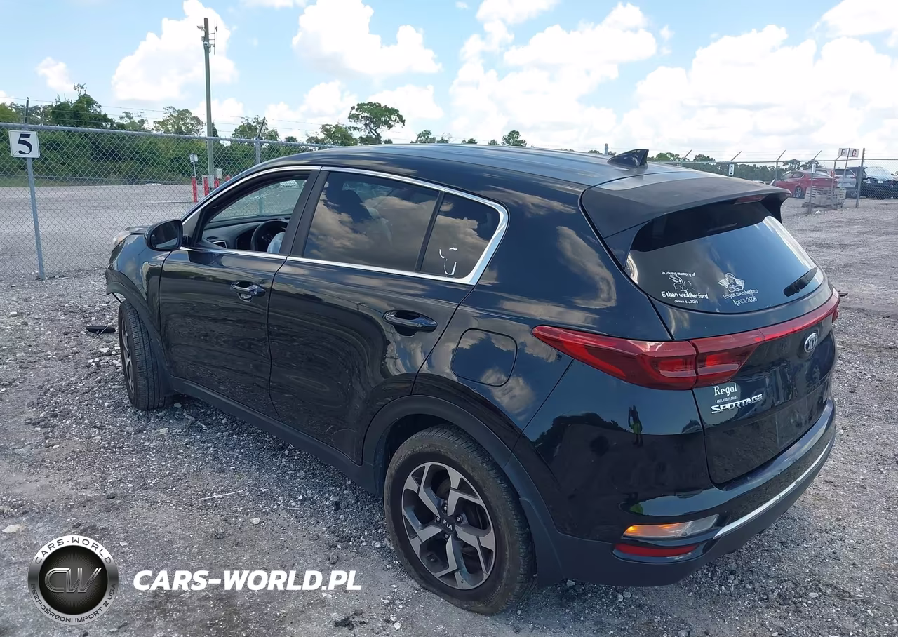 2020 Kia Sportage Lx VIN:KNDPM3AC4L7737887 - 3