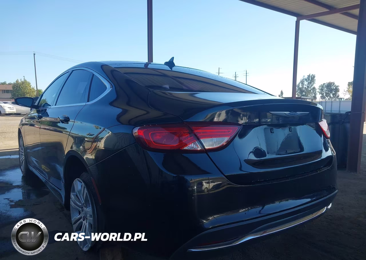 2016 Chrysler 200 Limited VIN:1C3CCCAB0GN134319 - 3