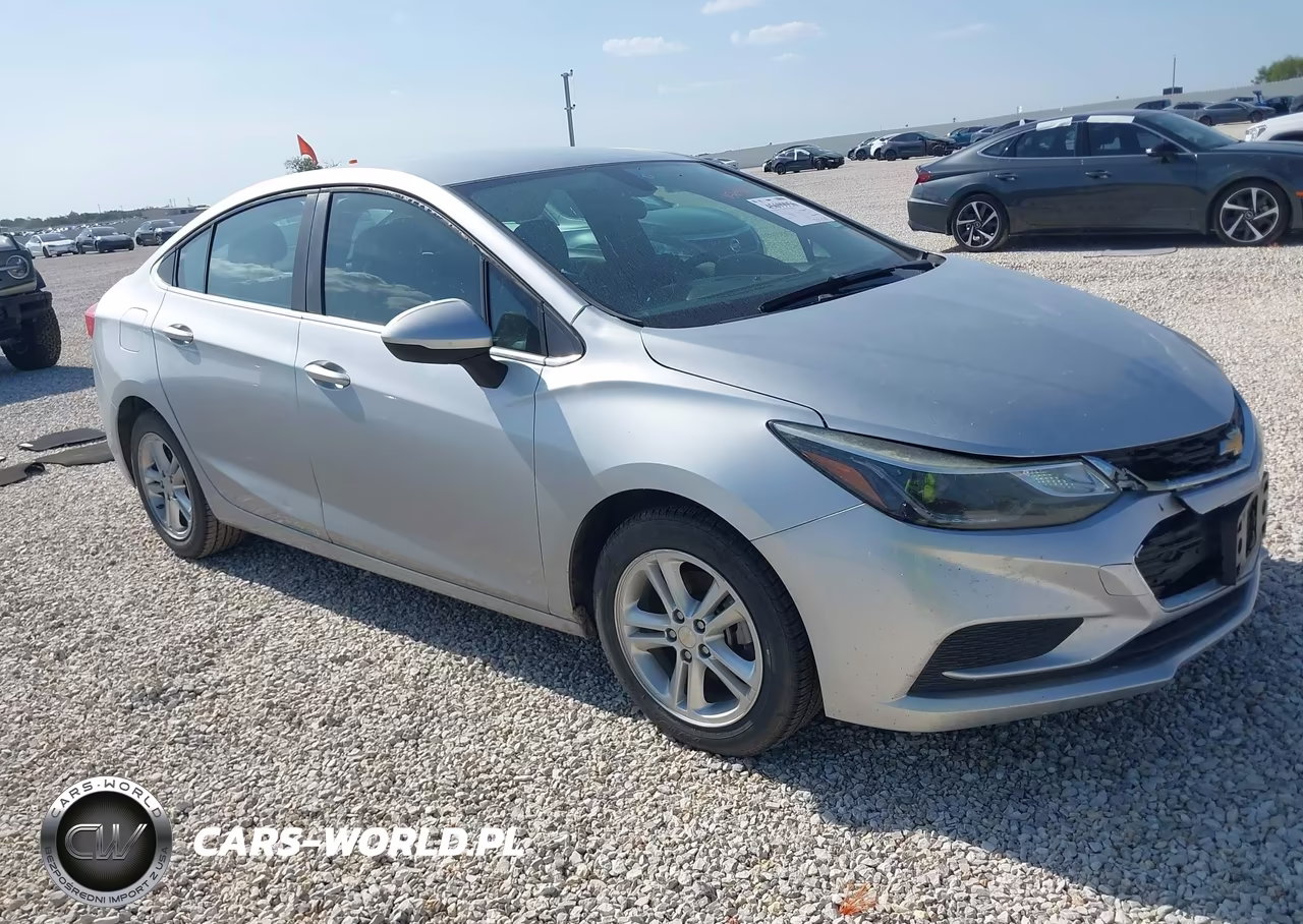 2018 Chevrolet Cruze Lt Auto – zdjęcie 1 z 16