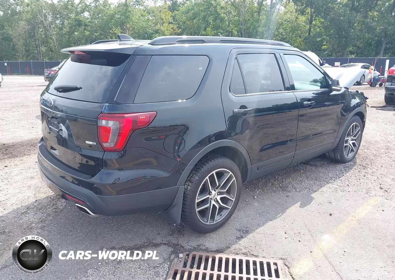 2016 Ford Explorer Sport VIN:1FM5K8GT4GGC02593 - 4