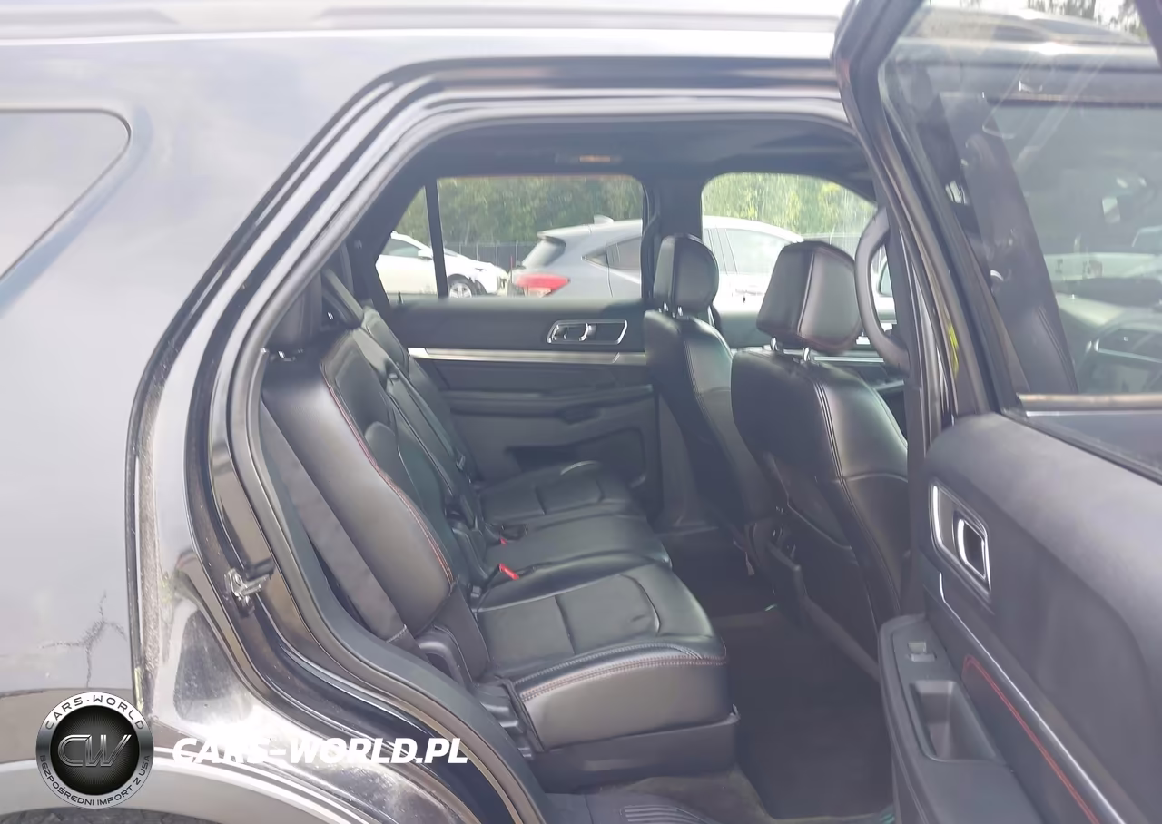 2016 Ford Explorer Sport VIN:1FM5K8GT4GGC02593 - 8